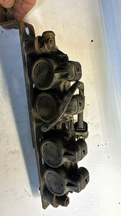 OEM 67R-010296 LPG Injectoren Landi Renzo Gebruikt image 2