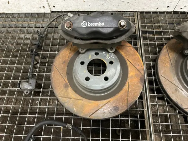 Bromssats Dodge Charger 6.4 SRT OEM P05181955AJ image 7