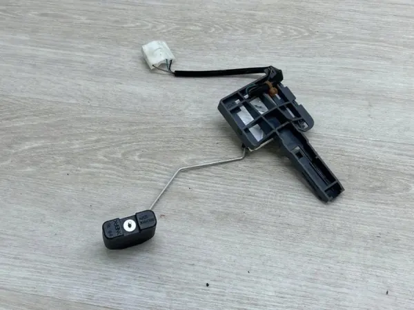 Polttoasteen Anturi OEM 7P0919673L Porsche Cayenne image 2