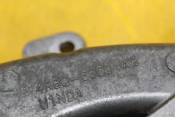 Ölpumpe OEM 4R8Q-6600-AE für Jaguar XF XJ 2.7 D image 6