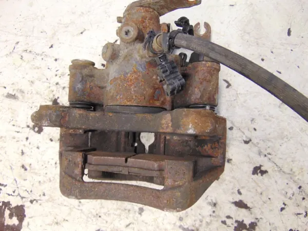 OEM 727136 Takajarrujarruttimet Iveco Daily 4:lle image 10