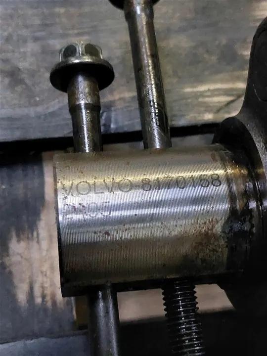 Kampiakseli Työntäjät Volvo FH 12 D12C 8170158 image 2