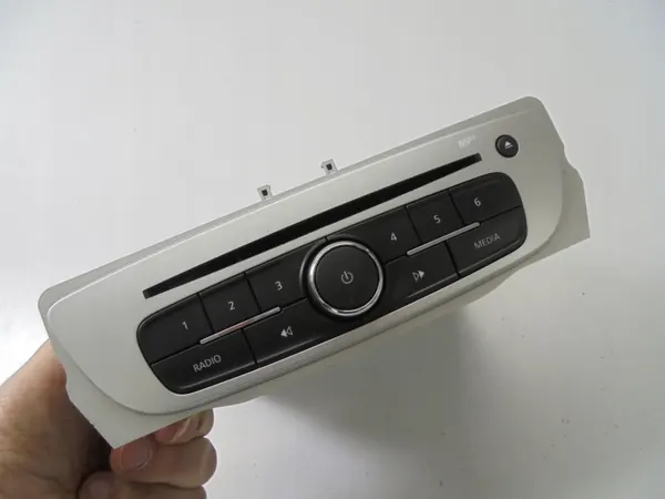 Radio CD Bluetooth R-Link Renault OEM 281156142R image 3