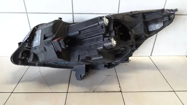 Oikea Etuvalaisin Opel Insignia I A Lift 13409907RH image 8