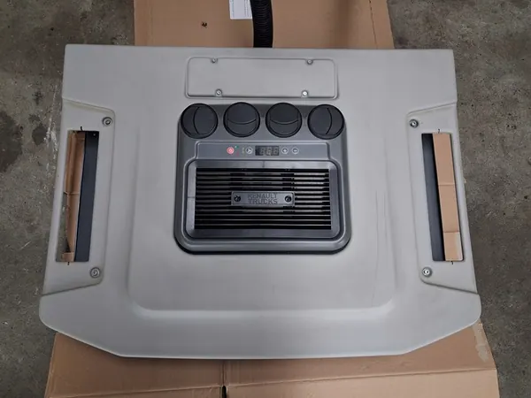 Dometic Coolair SP950T Renault Gama T 24V image 1