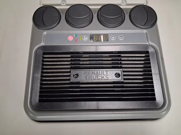 Dometic Coolair SP950T Renault Gama T 24V image 2