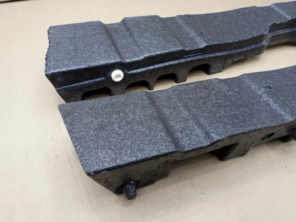 Cojín de maletero BMW X1 F48 OEM 7425355/7425356 image 3