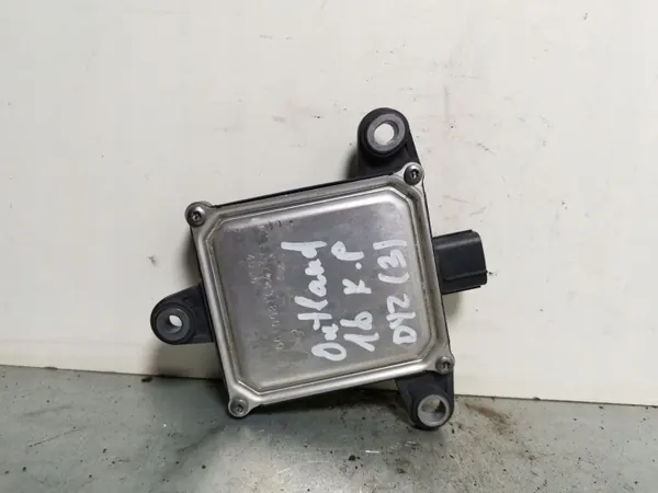 Mitsubishi OE dodehoek sensor OEM 8638A147 image 2