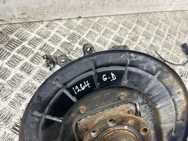 Jeep Cherokee 2014 Taka pyörännavan OEM AMD230831 image 3