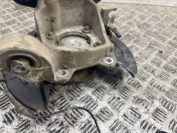 Jeep Cherokee 2014 Taka pyörännavan OEM AMD230831 image 7
