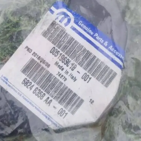 Höger skärm fäste Jeep Renegade 68246358AA image 2