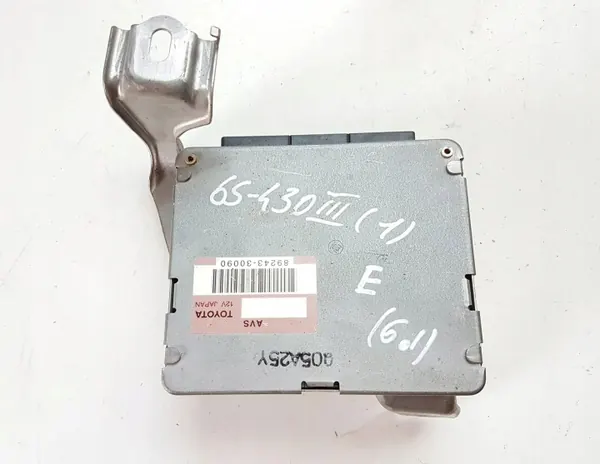 Lexus Ophangingsmodule OEM 8924330090 - Gebruikt image 4