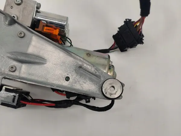 Kattoaktuattoripumppu OEM 8H0871611B Audi A4 Cabriolle image 6
