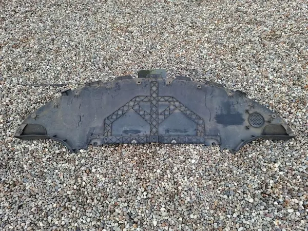 Tesla 3 etupuskurikilpi OEM 1453774-00-B image 2