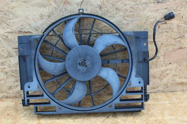Kylfläkt BMW X5 E53 4.4 OEM 6921929 6921940 image 2