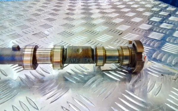 OEM 7504149 Höger Avgas Kamaxel BMW E60/E65 image 4