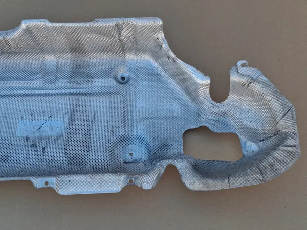 Auspuff-Hitzeschild OEM A1776800506 SCS - Gebraucht image 3