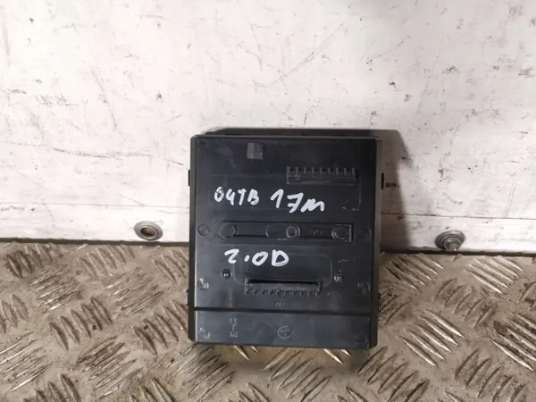 Subaru Outback 2016 ECU OEM 88801AL012 image 3