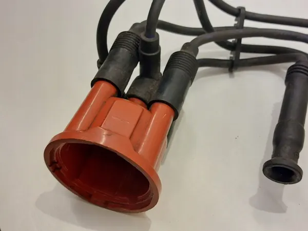 Distribuidor de ignição OEM ROC23631 para VW Passat B3 image 4