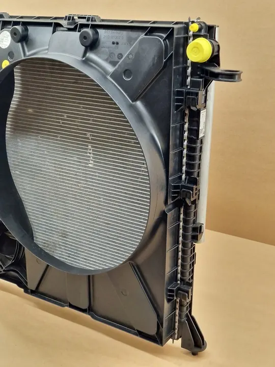 Conjunto de Ventilador de Refrigeración MAN TGE VW Crafter RWD 2016-2024 image 3