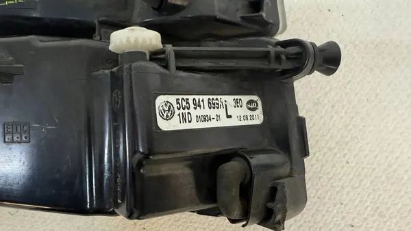 Volkswagen Beetle 2011 Farol de Neblina Esquerdo 5C5941699A image 8
