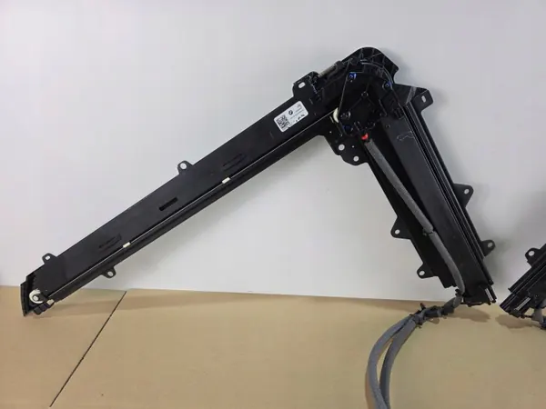 BMW X5 G05 LCI kofferbakgeleiders OEM 9929003 7483960 image 3