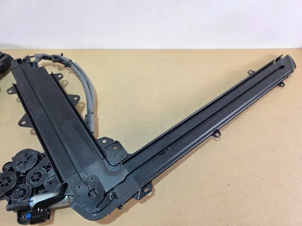 BMW X5 G05 LCI kofferbakgeleiders OEM 9929003 7483960 image 5