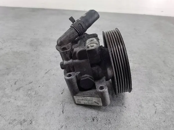 Bomba de dirección asistida OEM 312022911 Volvo V70 image 2