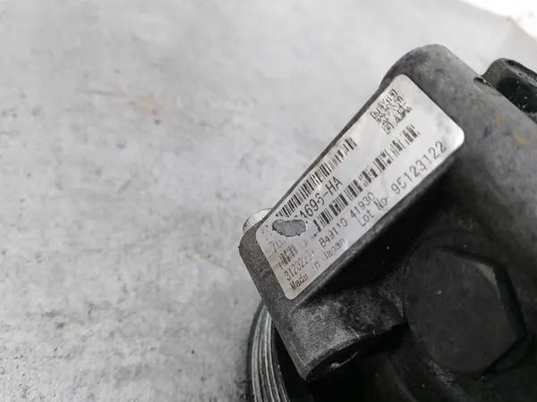 Bomba de dirección asistida OEM 312022911 Volvo V70 image 7