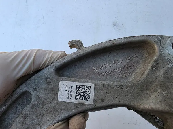 Alapuskuri Oikea Etu Audi Q5 image 3