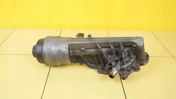 BMW 1 F20 114i Olje Filterhus 7611968 image 3