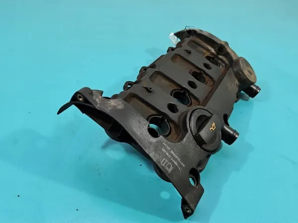 Couvercle de soupape OEM 06F103469D pour VW Passat B6 2.0 FSI image 3