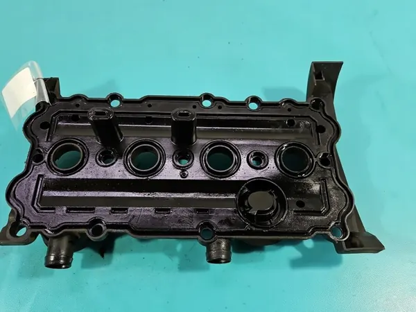 Couvercle de soupape OEM 06F103469D pour VW Passat B6 2.0 FSI image 4