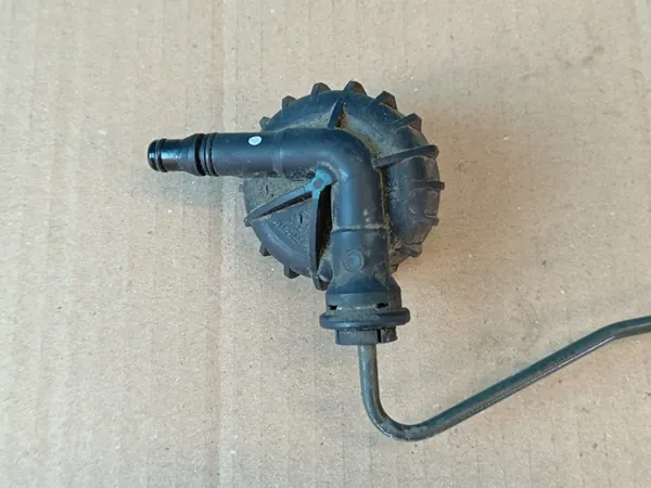 SKODA OCTAVIA IV COMBI 2021 Kopplingsbleeder 1K0721468D image 4