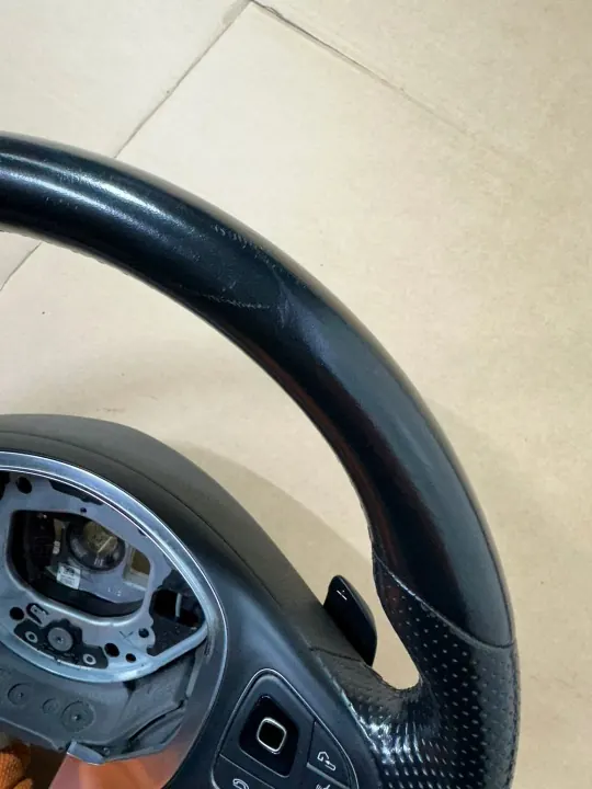 Volant cuir Mercedes W213 OEM A0004607103 multifonction image 4