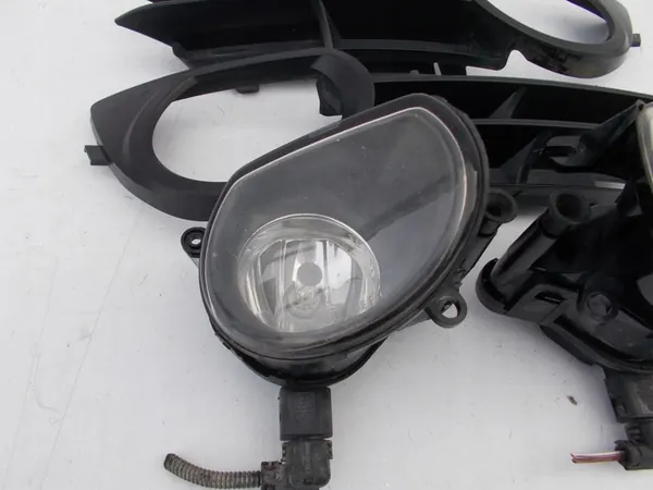 Luces Halógenas Izquierda Derecha Rejilla Audi A3 8P 2004-2008 image 3