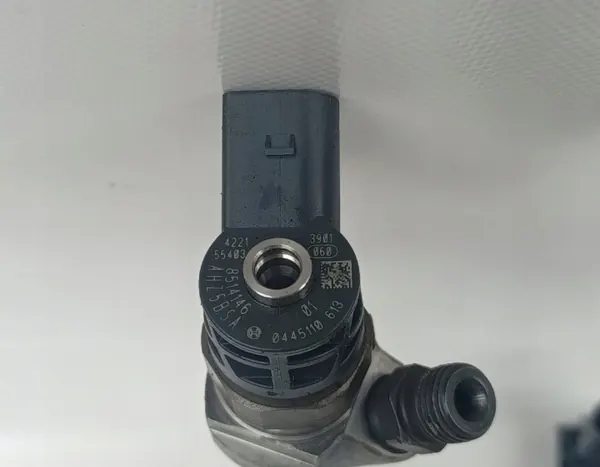 BMW-injector OEM 0445110613 8514146 voor 2.0d image 3