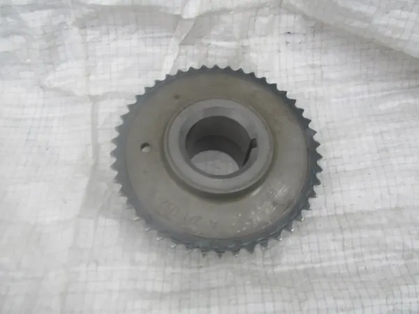 MERCEDES W212 W204 SLK 1.8 CGI Engranaje de distribución image 3