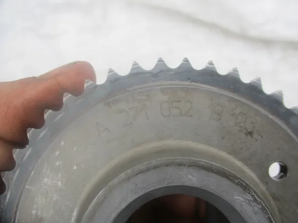 MERCEDES W212 W204 SLK 1.8 CGI Engranaje de distribución image 4