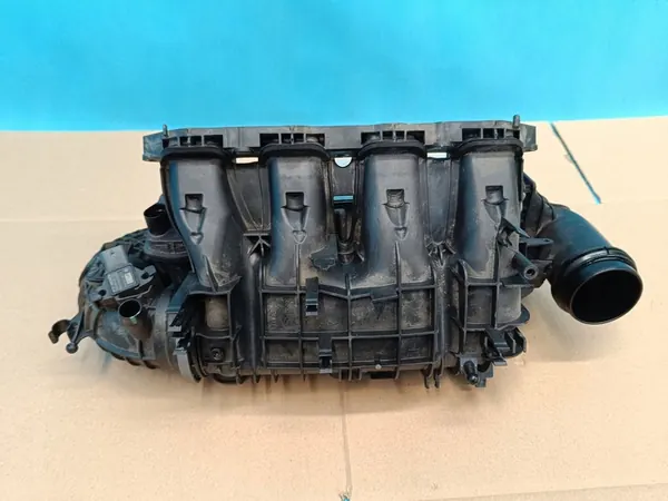 SKODA KAROQ LIFT 1.5 TSI 110KW 2023 Ansaugkrümmer OEM 05E129709S image 4