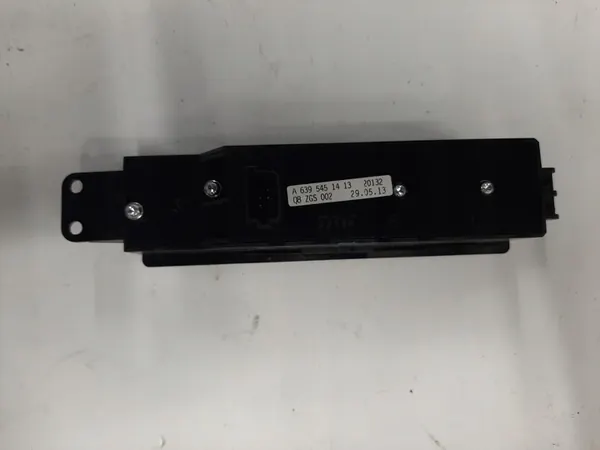 MERCEDES VITO W639 Raam Schakelaar Rechts Voor A6395451413 image 2