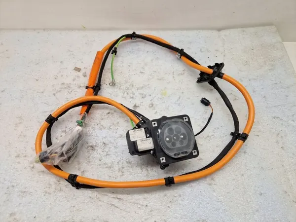 Mercedes GLC X253 Laadsocketkabel OEM A2535408219 image 2
