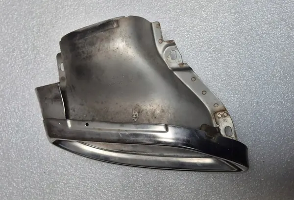 MERCEDES-BENZ SLK R172 Extremidade do Tubo de Escape Direito A1724900527 image 4