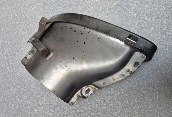 MERCEDES-BENZ SLK R172 Extremidade do Tubo de Escape Direito A1724900527 image 8