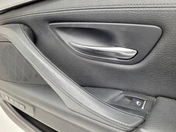 OEM 1777774 Framhöger Dörrklädsel BMW 5 image 4