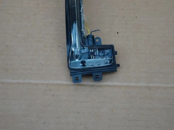 AUDI A4 B8 Indicador de Espelho Direito 8K0949102C image 4