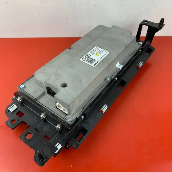 Audi A8 D5 navigatiescherm OEM 4N0919605M image 6