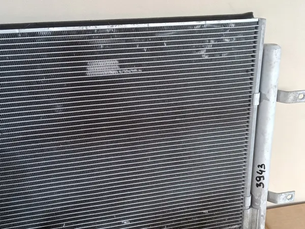 Condensador AC KIA SOUL III 2020+ PHEV Pieza OEM image 9