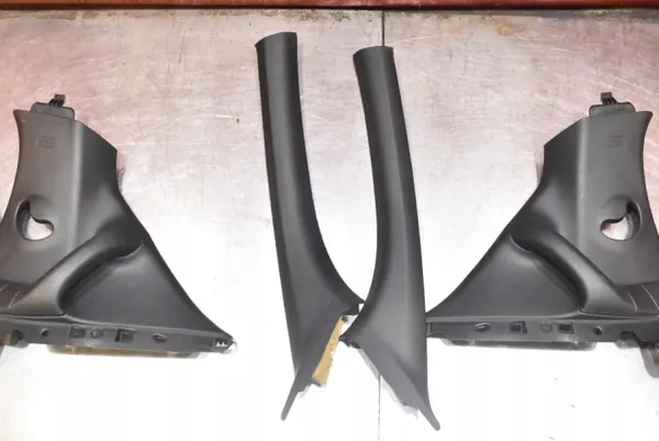 OEM 96867466ZE Musta Pilaripäällyste Citroen DS3 2010-2014 image 6
