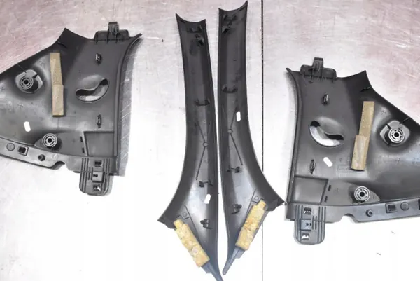 OEM 96867466ZE Musta Pilaripäällyste Citroen DS3 2010-2014 image 8